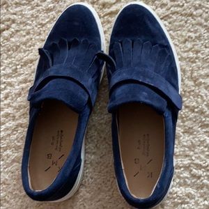 ♥️KMB Size 7.5 Navy Blue SUEDE loafers made in Spain. Only worn twice!⭐️